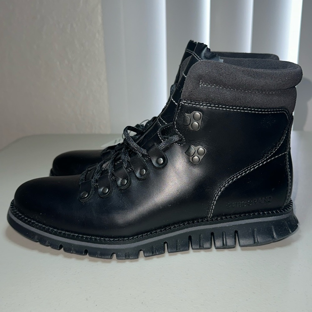 COLE HAAN ZEROGRAND HIKER WATERPROOF NEW, size 7 , very comfy, last one! C30403